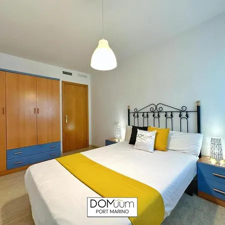 Domuum Holidays - Port Marino Appartement *